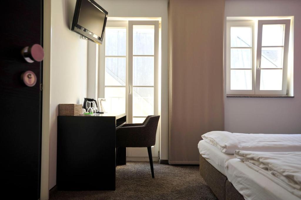 Cafe Elisabeth Hotel Mutterstadt Room photo